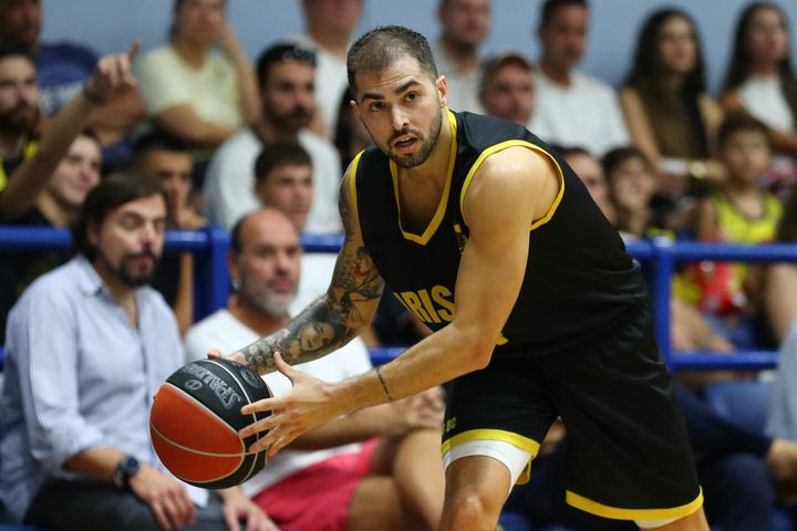 Στο ρελαντί ο Άρης, έπαιξε τρία δεκάλεπτα και πήρε το ματς με κορυφαίους τους Τολιόπουλο και Λίντελ