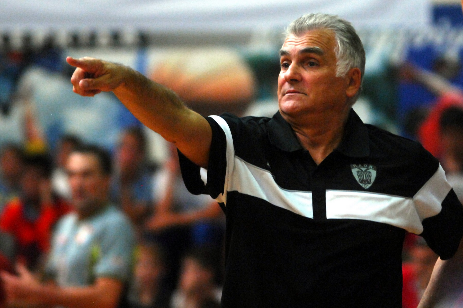 Ενός λεπτού σιγή σε όλα τα εθνικά πρωταθλήματα για τη μνήμη του Σούλη Μαρκόπουλου                                          Ενός λεπτού σιγή σε όλα τα εθνικά πρωταθλήματα για τη μνήμη του Σούλη Μαρκόπουλου