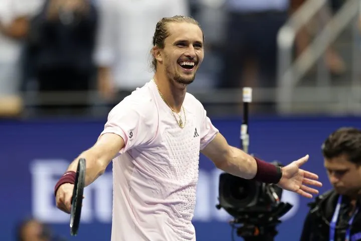 Απίθανη στιγμή με Ζβέρεφ στον τελικό του US Open - Δεν είχε καταλάβει ότι είχε κερδίσει