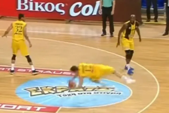 ΑΕΚ: Το BCL έβαλε Γιόβιτς και Λαρεντζάκη στο ίδιο VIDEO