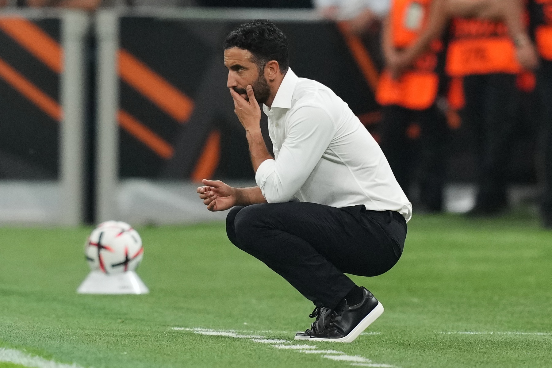 Το σκληρό πρωτοσέλιδο της Gazzetta Dello Sport για την Μίλαν του Αμορίμ, μετά την ήττα από την Μπενφίκα                                          Το σκληρό πρωτοσέλιδο της Gazzetta Dello Sport για την Μίλαν του Αμορίμ, μετά την ήττα από την Μπενφίκα