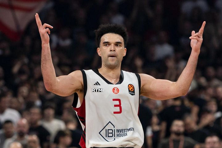 Έσπασε το ρόδι με απίθανο Μπράιαντ η Χάποελ Τελ Αβίβ που πέρασε με διπλό από την έδρα του Ερυθρού Αστέρα