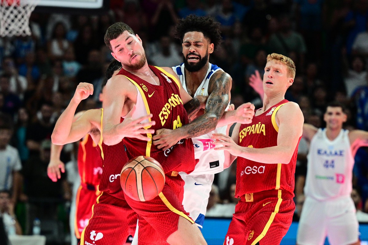 Αιχμές Μπριθουέλα για διαιτησία: "Η FIBA ​​​​πρέπει να το εξετάσει"                                          Αιχμές Μπριθουέλα για διαιτησία: "Η FIBA ​​​​πρέπει να το εξετάσει"