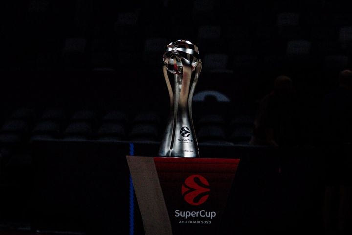 EuroLeague: Το τρόπαιο του Super Cup στο κέντρο της Etihad Arena