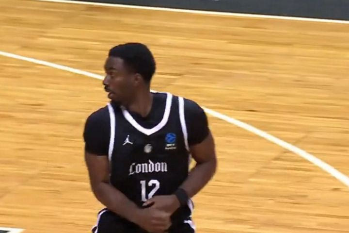 EuroCup: Το καλωσόρισμα στον Κίναν Έβανς – Επέστρεψε ο Αμερικανός που πέτυχε και το πρώτο του καλάθι