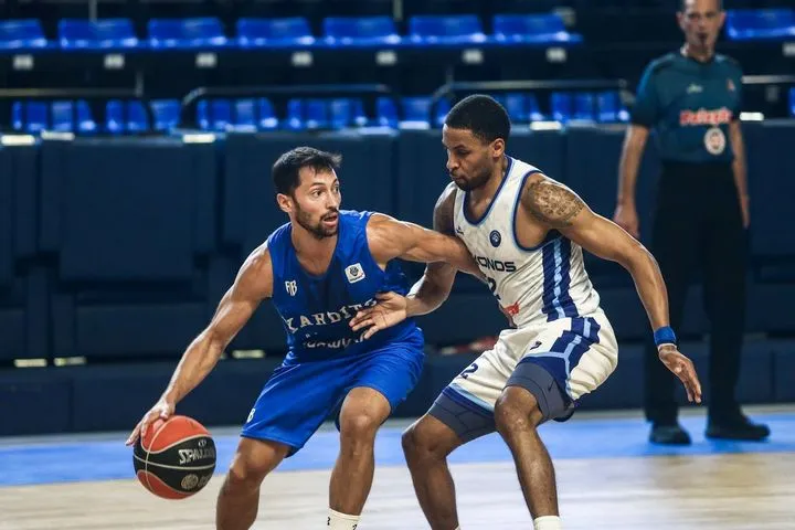 Τζάκσον και ΜακΡέι έβαλαν 40 πόντους στη φιλική νίκη της Καρδίτσας επί της Μυκόνου Betsson – Τραυματίστηκε ο Κάναντι