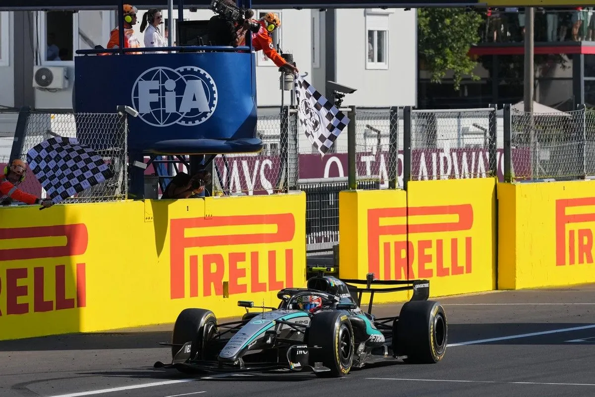 Formula 1: Οι κραυγές του συγκινημένου Αντονέλι στην ενδοεπικοινωνία, μετά την αδιανόητη νίκη του στη Μόντσα, εκκινώντας τελευταίος και κάνοντας 26 προσπεράσεις