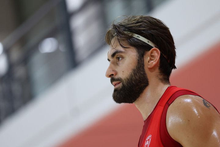 Ο Δημήτρης Κλωνάρας ανακοινώθηκε από ομάδα στην Ελβετία