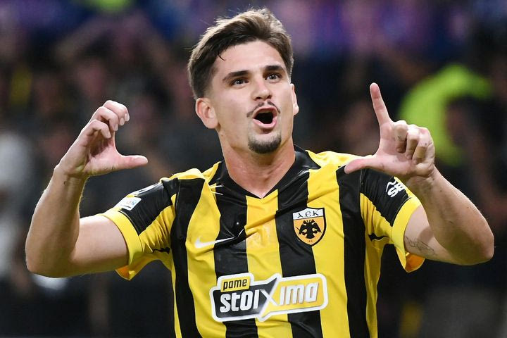Βαθμολογία UEFA: Η Σλάβια Πράγας των 10 παικτών δεν άντεξε και η Ελλάδα παρέμεινε σε θέση βολής από την Τσεχία