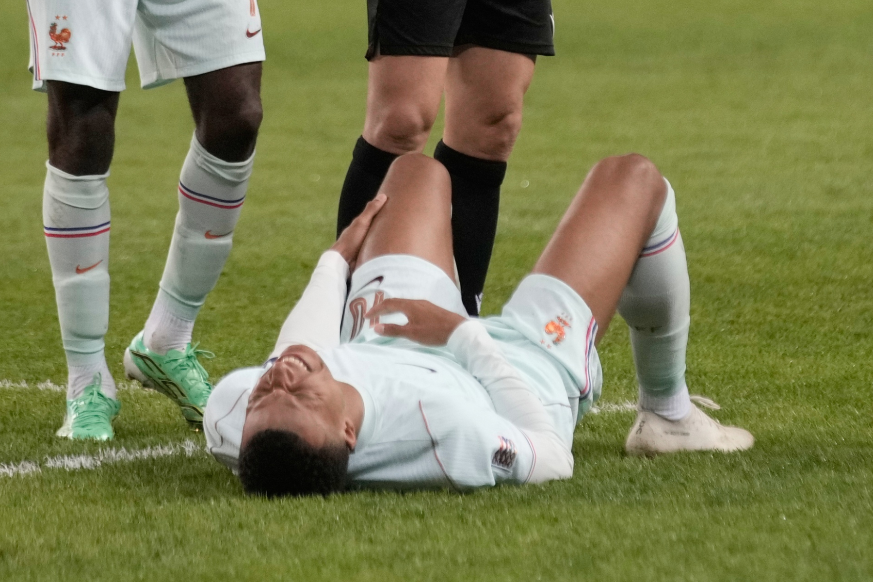 Πότε θα αρχίσει η FIFA να αποζημιώνει τη Ρεάλ Μαδρίτης για τον τραυματισμό του Εμπαπέ και ποιο είναι το μέγιστο ποσό                                          Πότε θα αρχίσει η FIFA να αποζημιώνει τη Ρεάλ Μαδρίτης για τον τραυματισμό του Εμπαπέ και ποιο είναι το μέγιστο ποσό