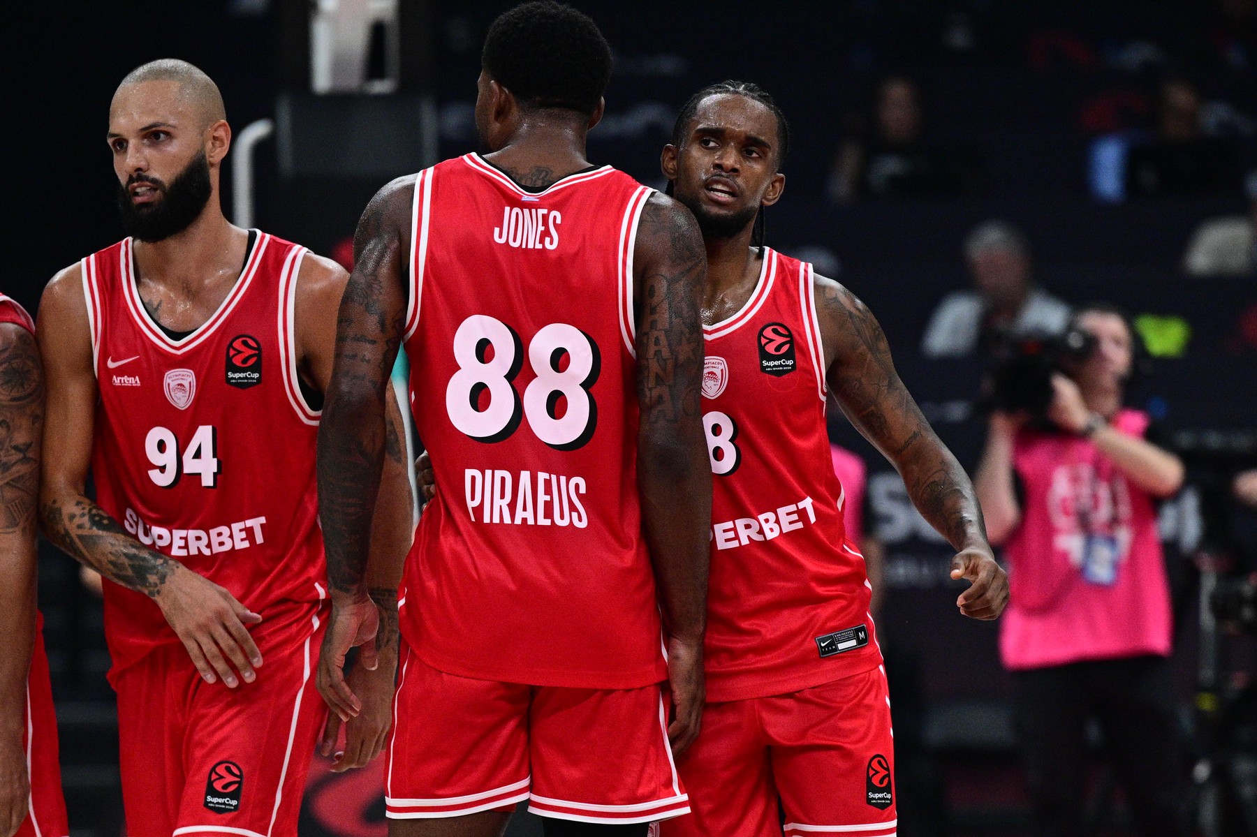 Πού θα δείτε τον τελικό του EuroLeague Super Cup ανάμεσα σε Ολυμπιακό και Ρεάλ                                          Πού θα δείτε τον τελικό του EuroLeague Super Cup ανάμεσα σε Ολυμπιακό και Ρεάλ