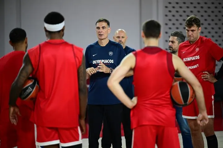 Το VIDEO του Ολυμπιακού από την προπόνηση στο ΣΕΦ: Πρώτη για Μοντέρο και επιστροφή για τους διεθνείς