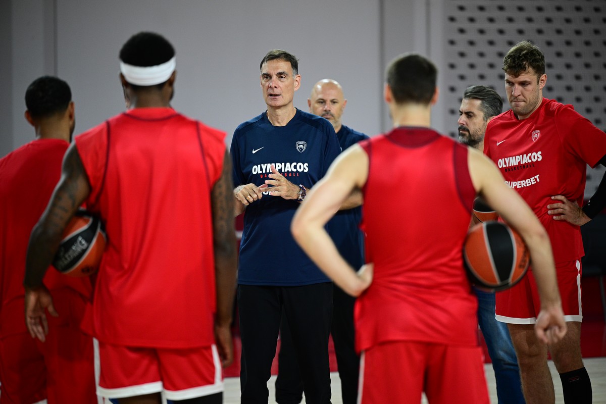 Το VIDEO του Ολυμπιακού από την προπόνηση στο ΣΕΦ: Πρώτη για Μοντέρο και επιστροφή για τους διεθνείς                                          Το VIDEO του Ολυμπιακού από την προπόνηση στο ΣΕΦ: Πρώτη για Μοντέρο και επιστροφή για τους διεθνείς
