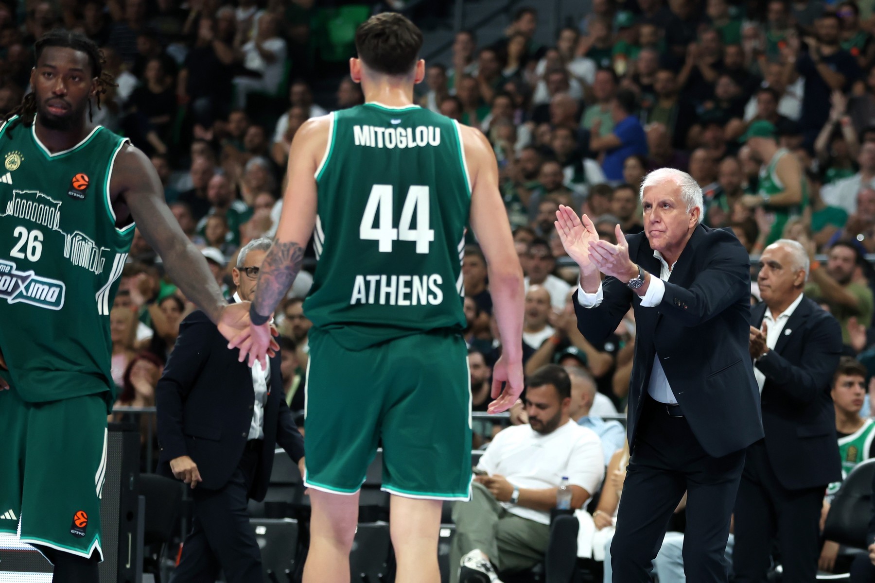 Άμυνα από γρανίτη: Ο Παναθηναϊκός δέχθηκε μόνο 44 πόντους στα πρώτα 30' από την Παρί                                          Άμυνα από γρανίτη: Ο Παναθηναϊκός δέχθηκε μόνο 44 πόντους στα πρώτα 30' από την Παρί