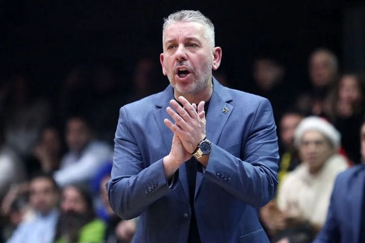 Ήττα στην Τουρκία για το ανταγωνιστικό Μαρούσι, με απίθανο Γουόκερ