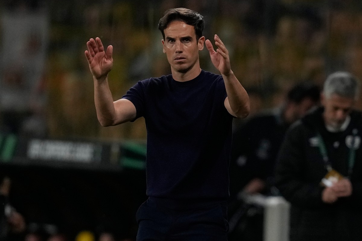 Απίστευτο σκηνικό στην πρεμιέρα του Champions League: Για κάθε οπαδό της Βιγιαρεάλ αντιστοιχούν 1974 οπαδοί της Ντόρτμουντ                                          Απίστευτο σκηνικό στην πρεμιέρα του Champions League: Για κάθε οπαδό της Βιγιαρεάλ αντιστοιχούν 1974 οπαδοί της Ντόρτμουντ