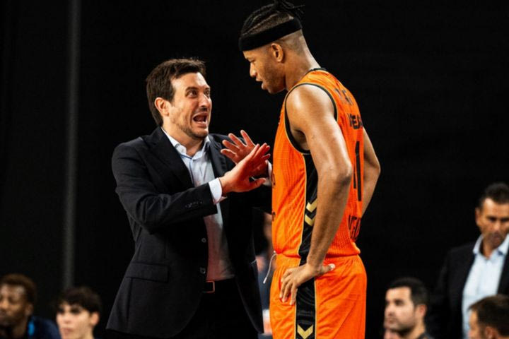 EuroLeague: Η Βαλένθια ανανέωσε το συμβόλαιο του Ριβέρο