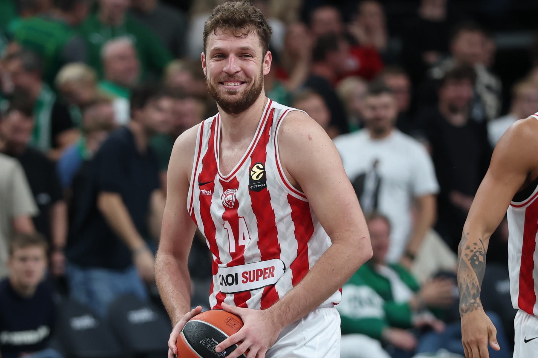 Βεζένκοβ: "Είναι πάντα δύσκολο να παίζεις εδώ, η επίθεσή μας ήταν καλή"                                          Βεζένκοβ: "Είναι πάντα δύσκολο να παίζεις εδώ, η επίθεσή μας ήταν καλή"
