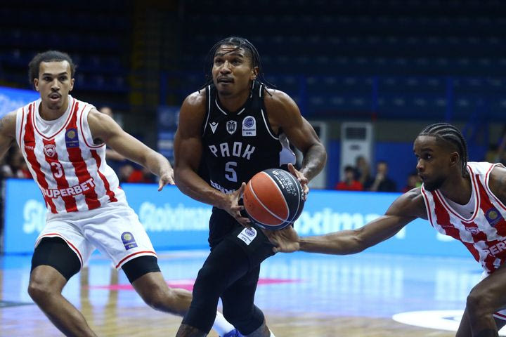 ΠΑΟΚ: Ο Ταϊρί έτρεξε όλο το γήπεδο σε έξι δευτερόλεπτα και πέτυχε buzzer beater