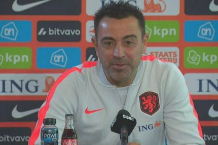 Τσάβι: "Ο Φαν Ντάικ παραμένει αρχηγός της Ολλανδίας, η πιο δύσκολη απόφασή ήταν να αφήσω εκτός κλήσεων τον Ντεπάι"