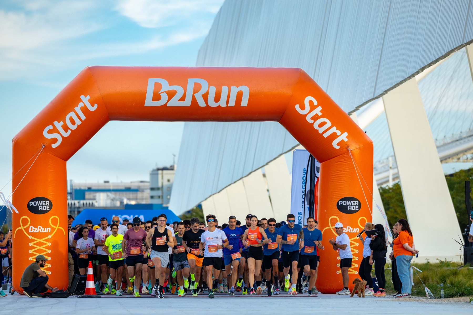 POWERADE B2Run Aθens 2026: Το ΟΑΚΑ γέμισε ενέργεια, teamwork και χαμόγελα                                          POWERADE B2Run Aθens 2026: Το ΟΑΚΑ γέμισε ενέργεια, teamwork και χαμόγελα