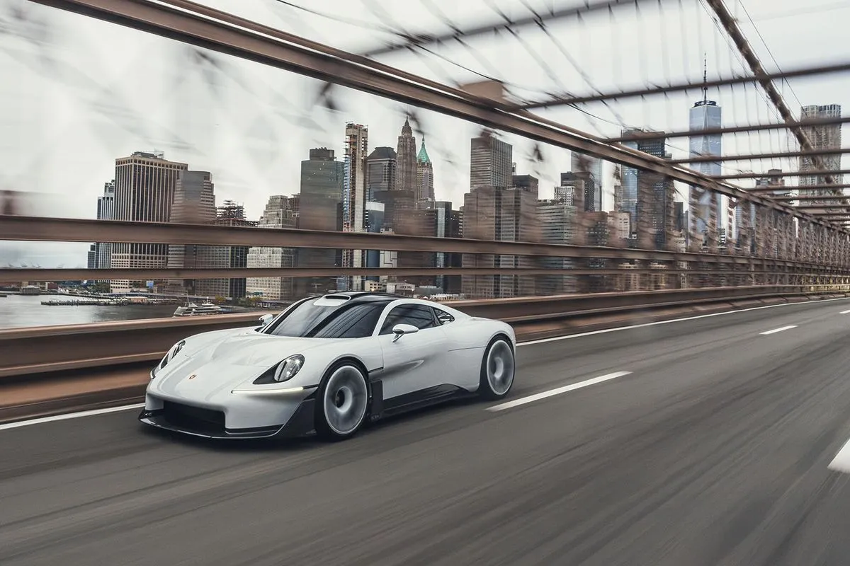 Porsche Mission S: Μια πρώτη ματιά στο μέλλον των "κεντρομήχανων" σπορ αυτοκινήτων