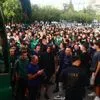 Ολυμπιακός – Παναθηναϊκός: Έπεσε το ξενοδοχείο της πράσινης αποστολής, χαμός από φιλάθλους του τριφυλλιού πριν το ντέρμπι αιωνίων