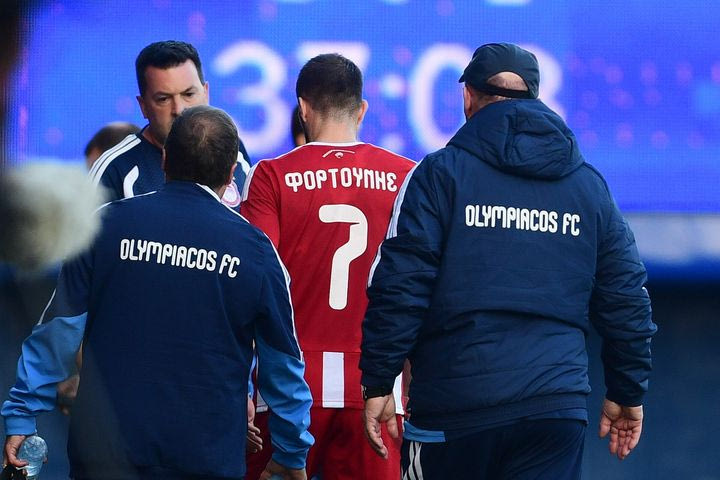 Παναιτωλικός – Ολυμπιακός: Πρόβλημα με Φορτούνη, έγινε αναγκαστική αλλαγή