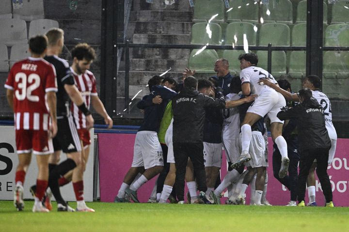 Ο Σόουζα με κεφαλιά στο 90+1 ισοφάρισε σε 2-2 για την Κηφισιά