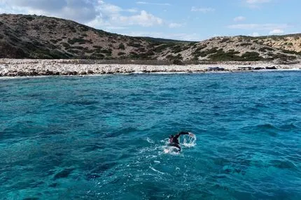 Το πρωτόγνωρο ταξίδι του AMPHIBIAN από το Ορμένιο στη Γαύρο ολοκληρώθηκε