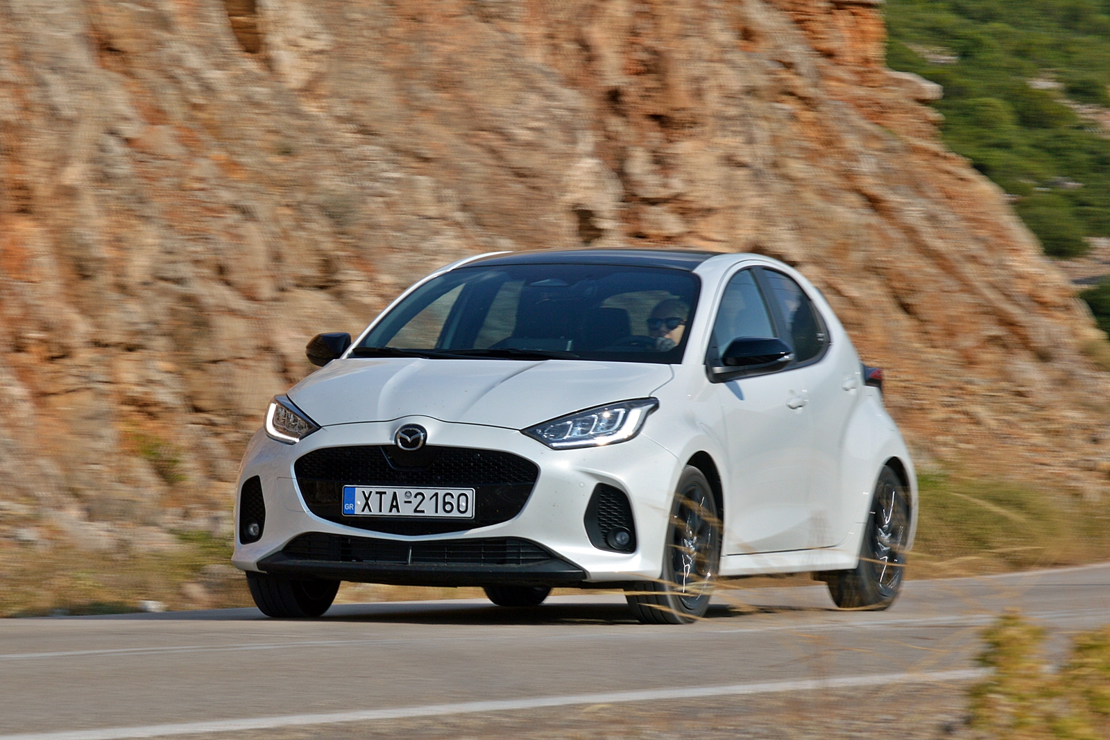 Οδηγούμε και πάλι το Mazda2 Hybrid με τους 116 ίππους που βάζει τη Mazda στο κάδρο με τις κορυφαίες υβριδικές προτάσεις                                          Οδηγούμε και πάλι το Mazda2 Hybrid με τους 116 ίππους που βάζει τη Mazda στο κάδρο με τις κορυφαίες υβριδικές προτάσεις