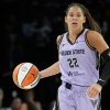 WNBA: Οι Γκόλντεν Στέιτ Βάλκιρις επικράτησαν των Λας Βέγκας Έισις και απέχουν μία νίκη από τους τελικούς