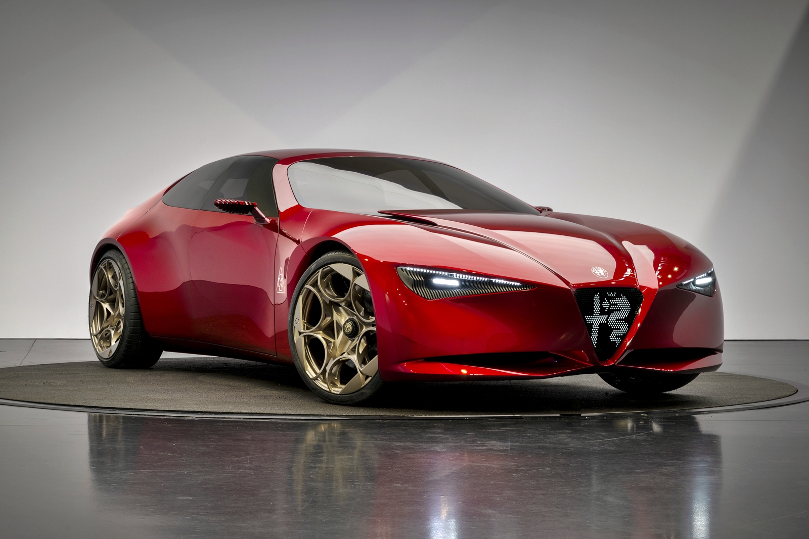 Cuorerosso: Το εξώκοσμο και σαγηνευτικό πρόσωπο της Alfa Romeo του μέλλοντος                                          Cuorerosso: Το εξώκοσμο και σαγηνευτικό πρόσωπο της Alfa Romeo του μέλλοντος
