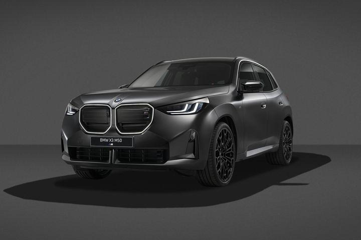 Η BMW προσφέρει νέο Black Package στο δυναμικό SUV της, X3 M50 xDrive
