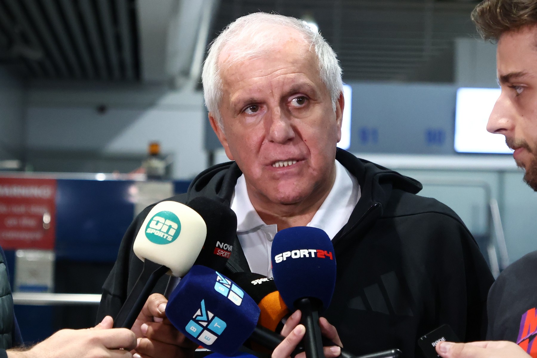 Tι είπε ο Ομπράντοβιτς για το ματς με την Παρτίζαν και την επιστροφή του στο Βελιγράδι                                          Tι είπε ο Ομπράντοβιτς για το ματς με την Παρτίζαν και την επιστροφή του στο Βελιγράδι