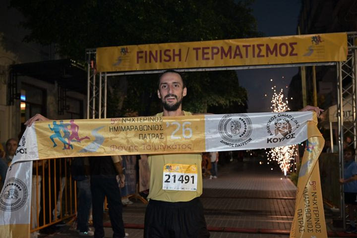 5ο Νυχτερινός Ημιμαραθώνιος Πάτρας “Φάνης Τσιμιγκάτος: Πιτσώλης και Τσουπάκη οι μεγάλοι νικητές