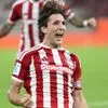 Ολυμπιακός – Παναθηναϊκός 1-0: Με δήλωση του αρχηγού Ρέτσου οι ερυθρόλευκοι των 10 παικτών πήραν το ντέρμπι, πρώτη ήττα για το τριφύλλι
