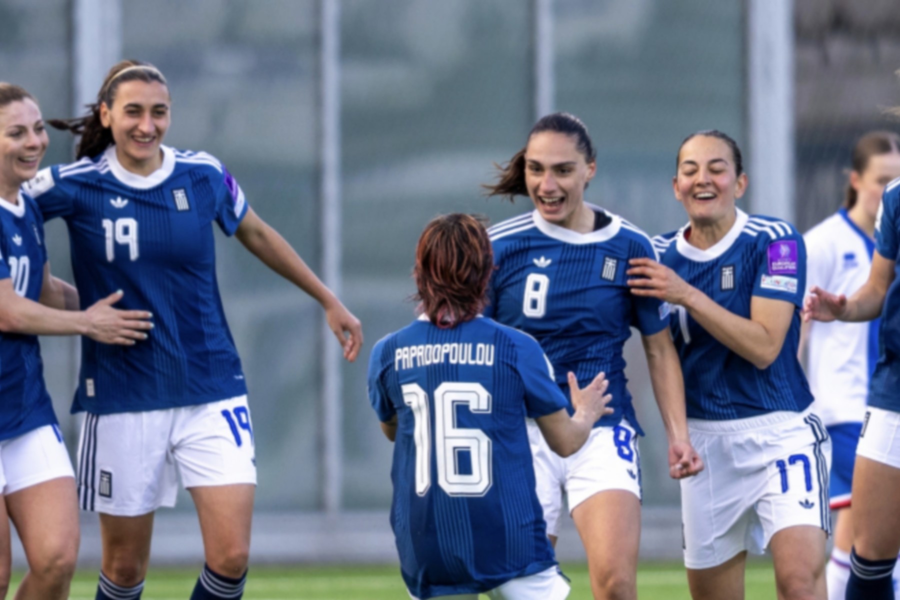 Δωρεάν τα εισιτήρια του εντός έδρας αγώνα της Ελλάδας απέναντι στην Αγγλία για τα προκριματικά του Μουντιάλ Γυναικών                                          Δωρεάν τα εισιτήρια του εντός έδρας αγώνα της Ελλάδας απέναντι στην Αγγλία για τα προκριματικά του Μουντιάλ Γυναικών