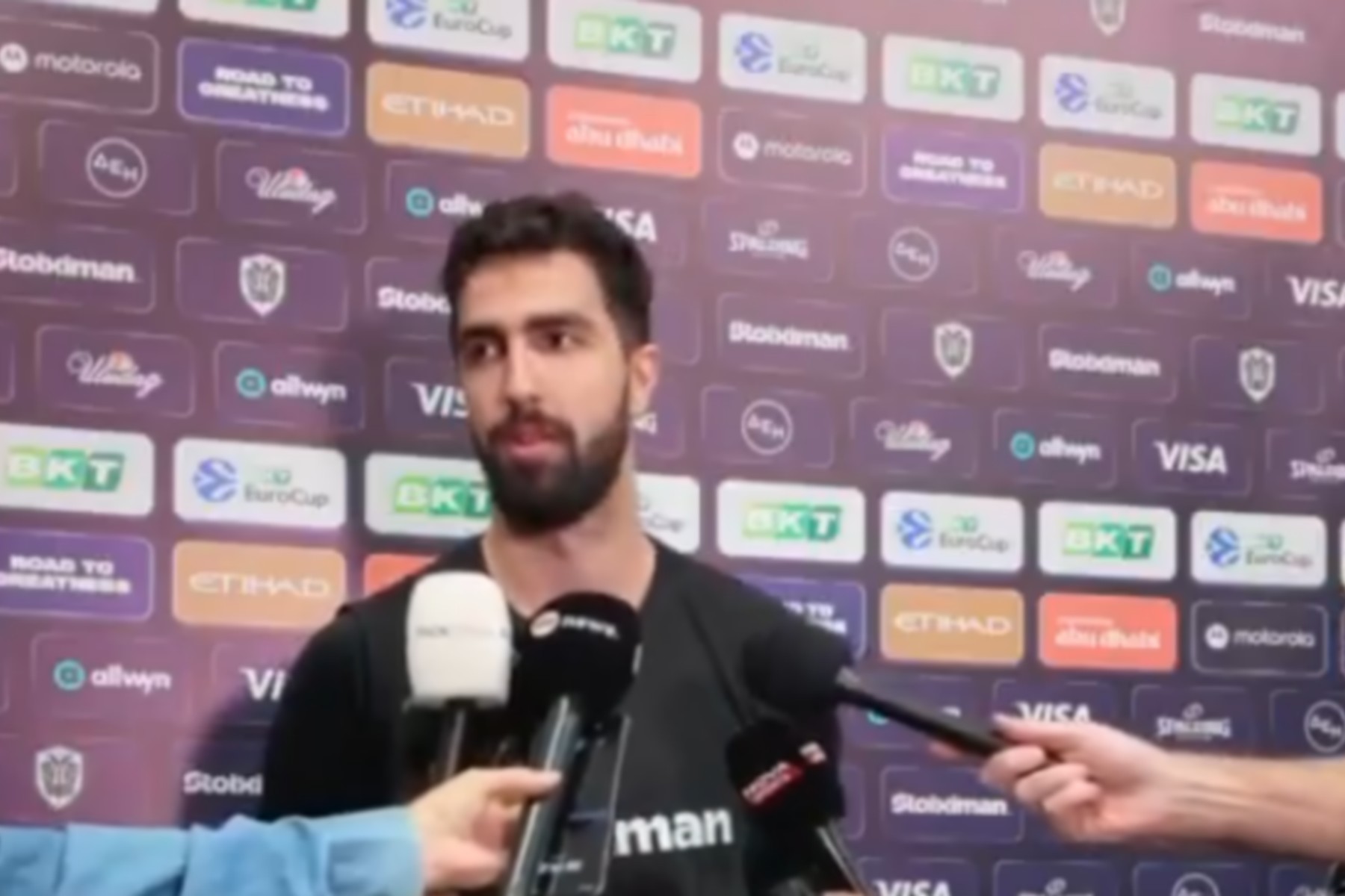 Xουγκάζ: "Να ελέγξουμε τον ρυθμό του αγώνα από την αρχή"                                          Xουγκάζ: "Να ελέγξουμε τον ρυθμό του αγώνα από την αρχή"