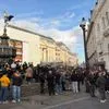 ΑΕΚ, Champions League: Κίτρινο το Λονδίνο, ο κόσμος της Ένωσης δίνει τον ρυθμό πριν από τον αγώνα με την Σαχτάρ