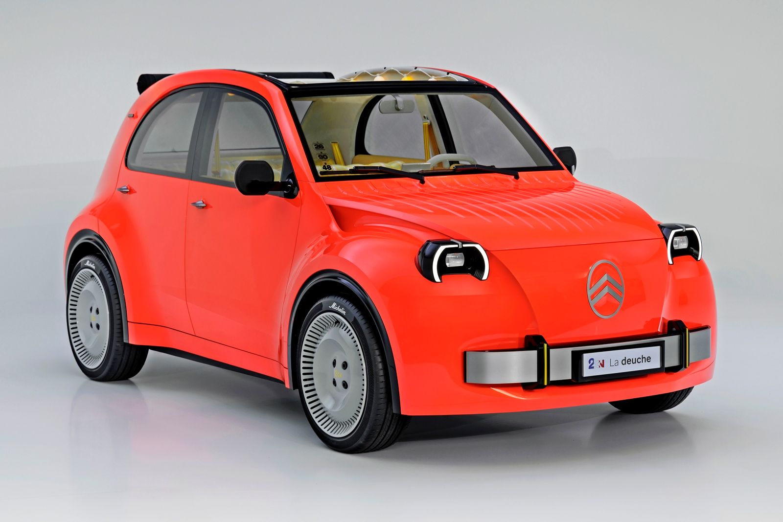 H Citroen αναβιώνει το Ντεσεβό και φέρνει ξανά στο προσκήνιο τις “ρίζες” της