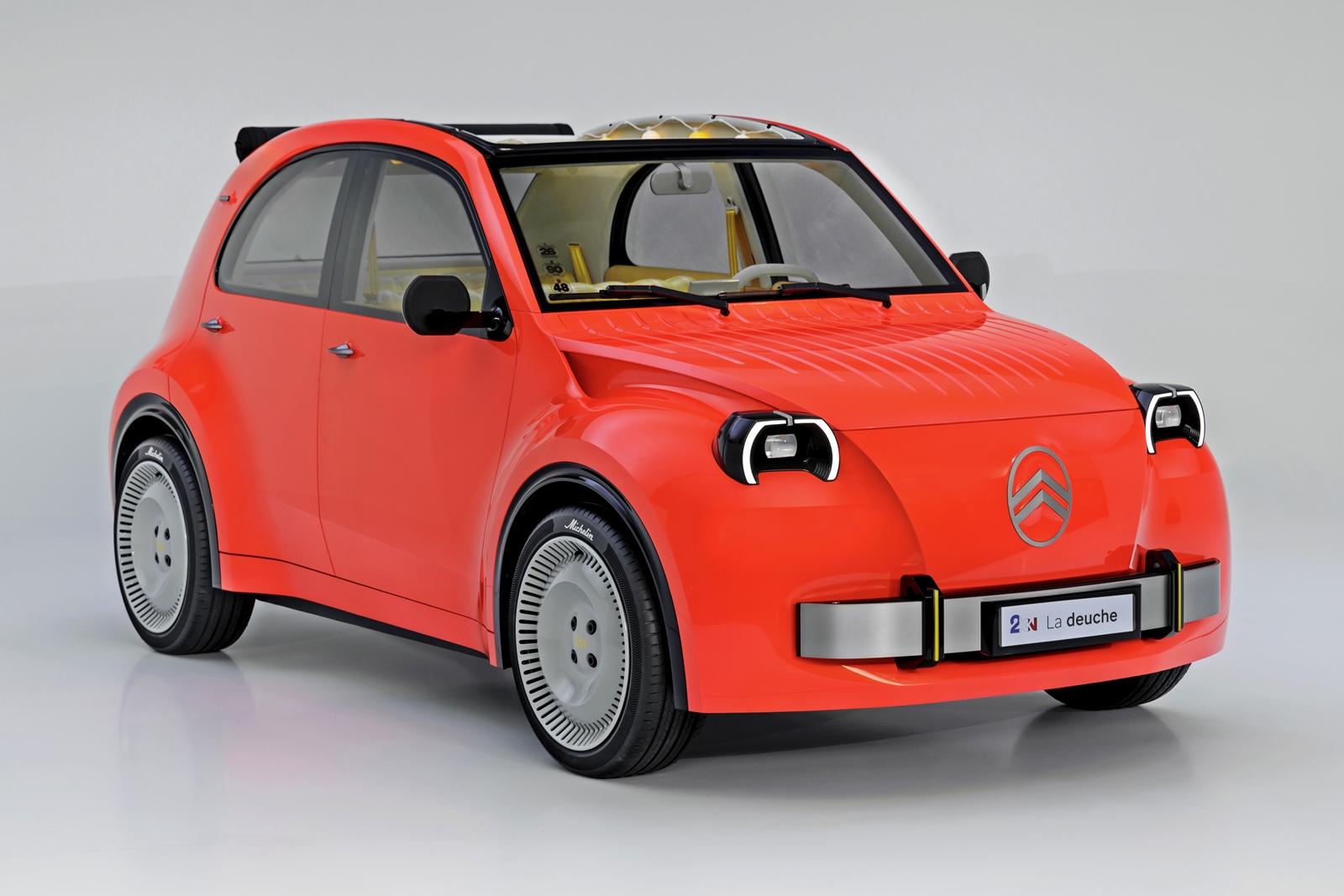 H Citroen αναβιώνει το Ντεσεβό και φέρνει ξανά στο προσκήνιο τις “ρίζες” της                                          H Citroen αναβιώνει το Ντεσεβό και φέρνει ξανά στο προσκήνιο τις “ρίζες” της