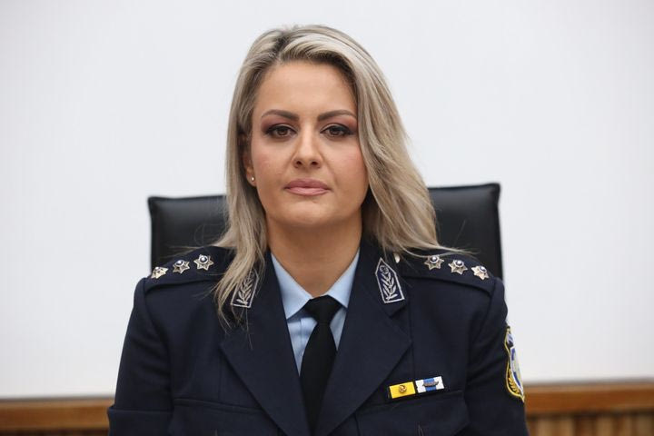 Εκπρόσωπος Τύπου ΕΛ.ΑΣ: “Έχει βρεθεί μεγάλο χρηματικό ποσό συνολικά και στους έξι συλληφθέντες”