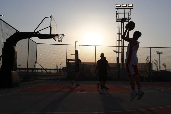 The Ellinikon Sports Park: Πώς κλείνεις γήπεδο για μπάσκετ, τένις και ποδόσφαιρο