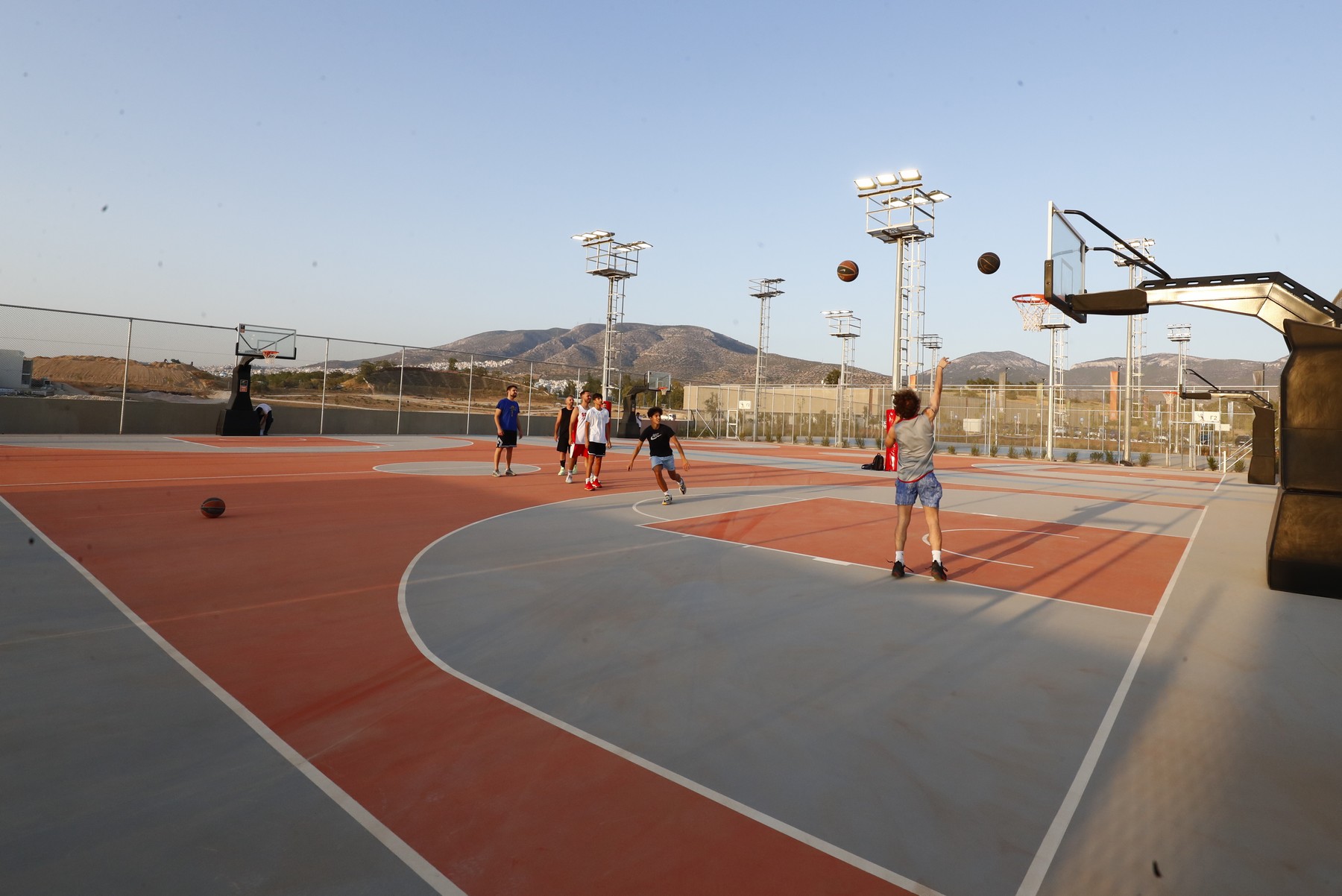 Τι εγκαταστάσεις υπάρχουν στο The Ellinikon Sports Park και ποιος μπορεί να τις χρησιμοποιήσει                                          Τι εγκαταστάσεις υπάρχουν στο The Ellinikon Sports Park και ποιος μπορεί να τις χρησιμοποιήσει