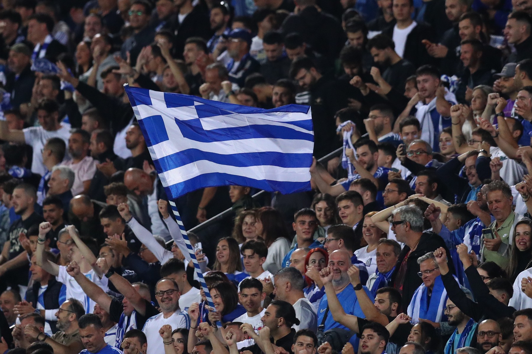 Οι οδηγίες της ΕΠΟ για τους φιλάθλους που θα βρεθούν στον αγώνα Ελλάδα - Γερμανία                                          Οι οδηγίες της ΕΠΟ για τους φιλάθλους που θα βρεθούν στον αγώνα Ελλάδα - Γερμανία