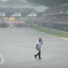Formula 1: Χάος στον γύρο σχηματισμού μετά από προβλήματα, νέα αναβολή στην εκκίνηση
