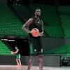 EuroLeague: Κοντά στην επιστροφή ο Φαλ στο ματς με τη Φενέρμπαχτσε