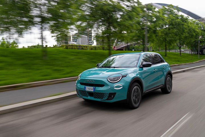 Fiat 600 Hybrid: Η κορυφαία έκδοση Icon με όφελος έως 1.630 ευρώ
