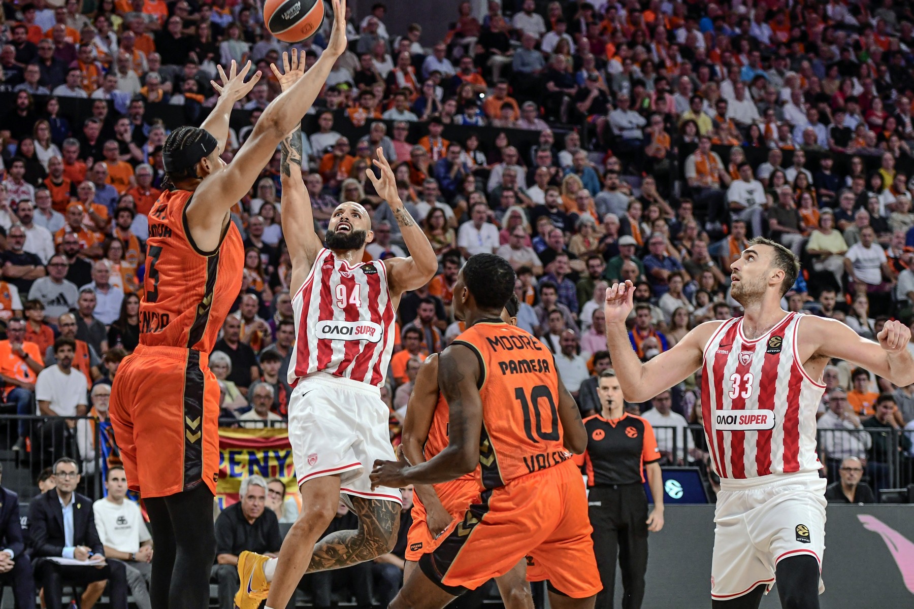 Τα highlights από τη μεγαλύτερη ανατροπή και την εκτός έδρας νίκη του Ολυμπιακού στη Βαλένθια από το -28
